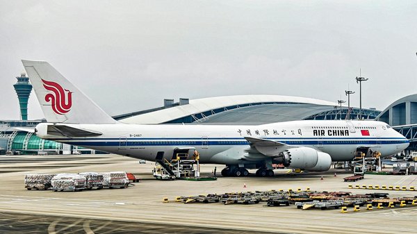 What are the essential items for a perfect UK camping trip?